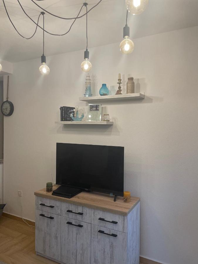 Studio Apartman Happy Home Tivat Kültér fotó